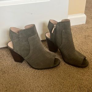 Cute Boots from DSW! Women’s Size 8